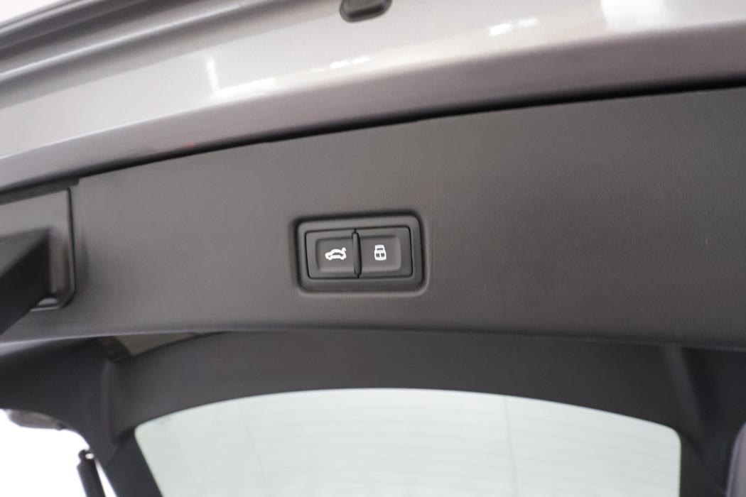 AUDI Q4 E-TRON 2022