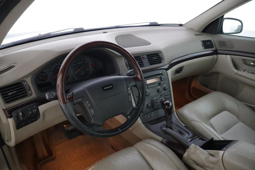 VOLVO S80 2001