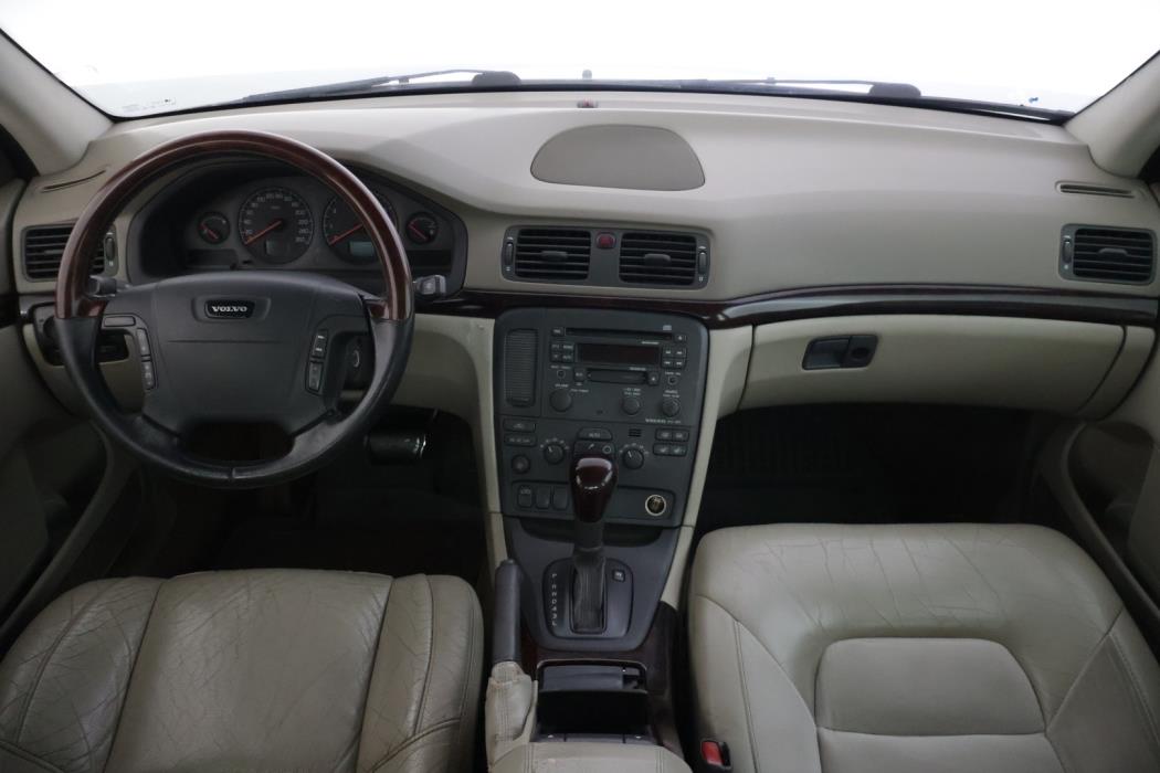 VOLVO S80 2001