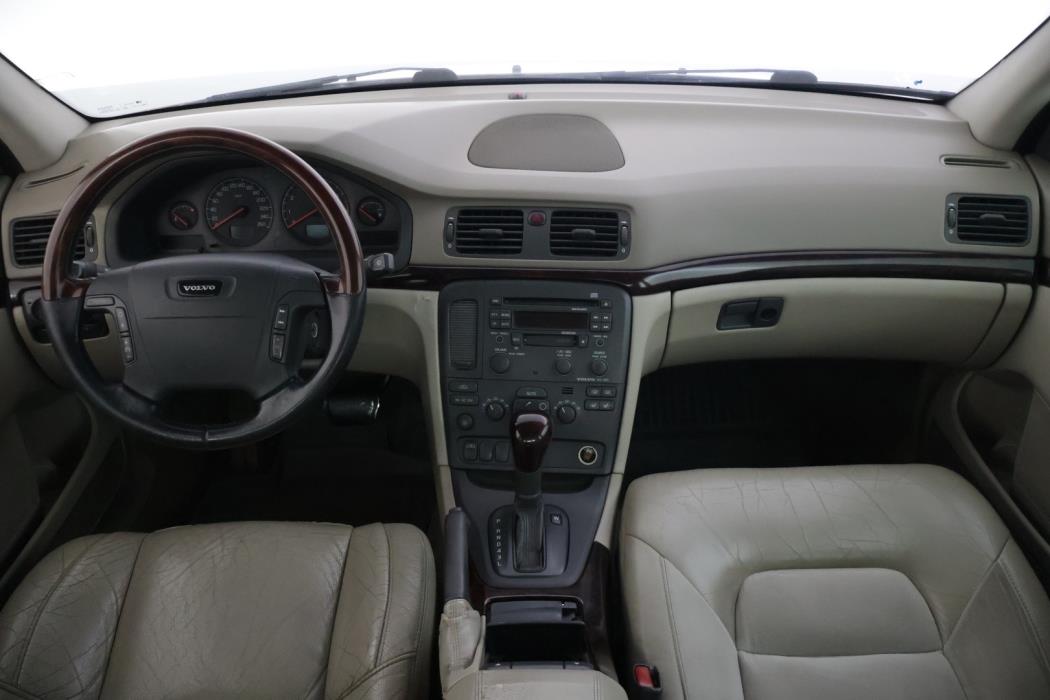VOLVO S80 2001