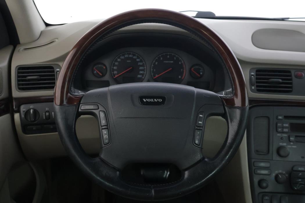 VOLVO S80 2001