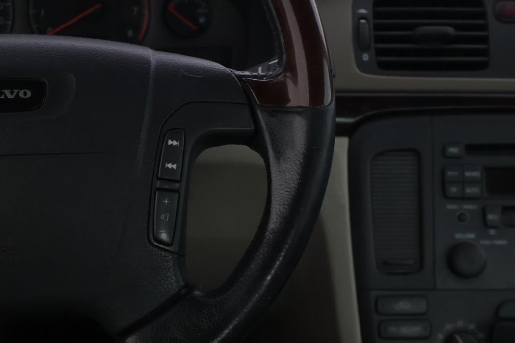 VOLVO S80 2001