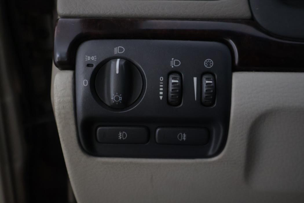 VOLVO S80 2001