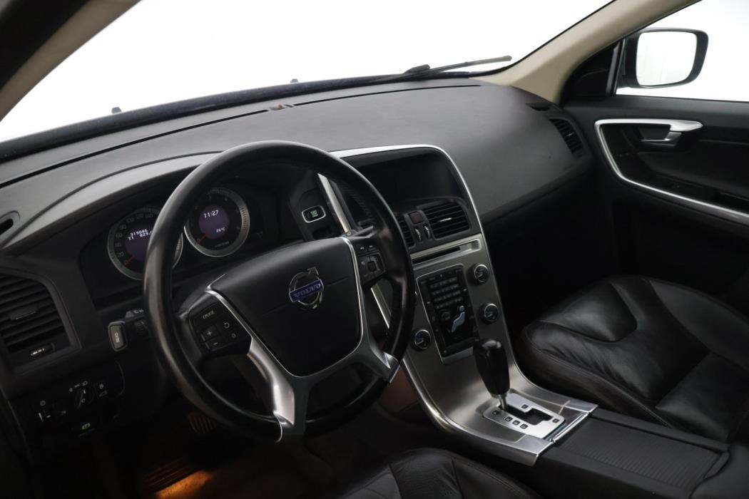 VOLVO XC60 2012