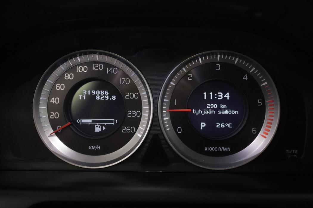 VOLVO XC60 2012