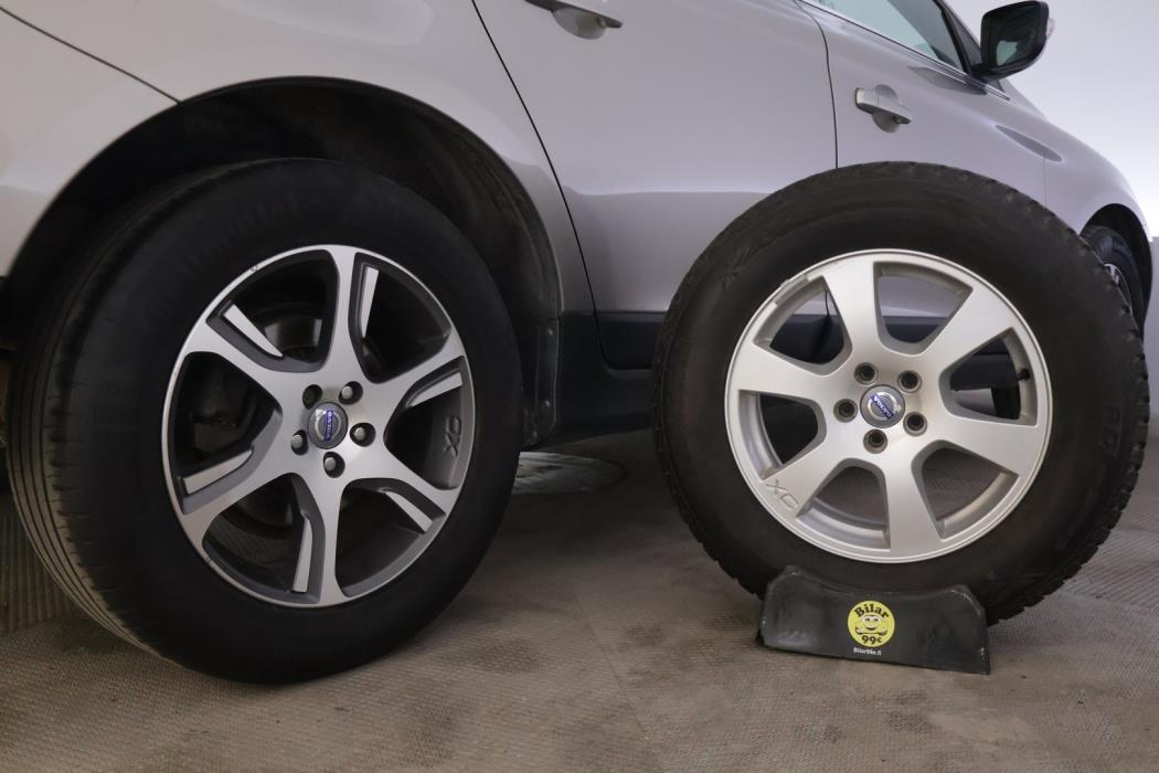 VOLVO XC60 2012