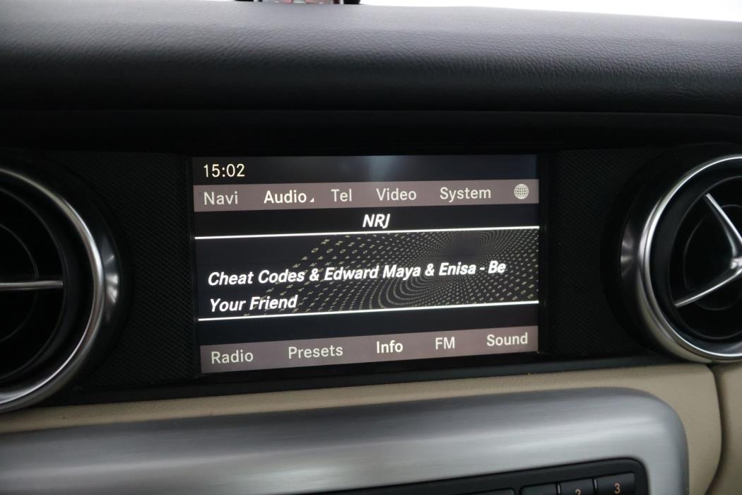 MERCEDES-BENZ SLK 2012