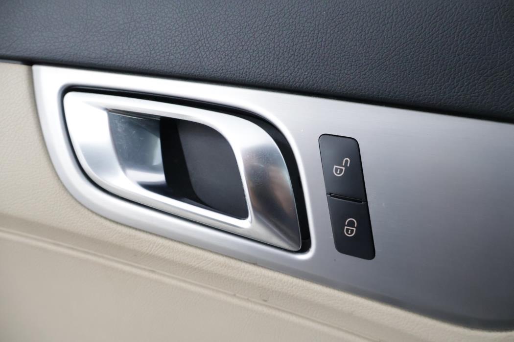 MERCEDES-BENZ SLK 2012