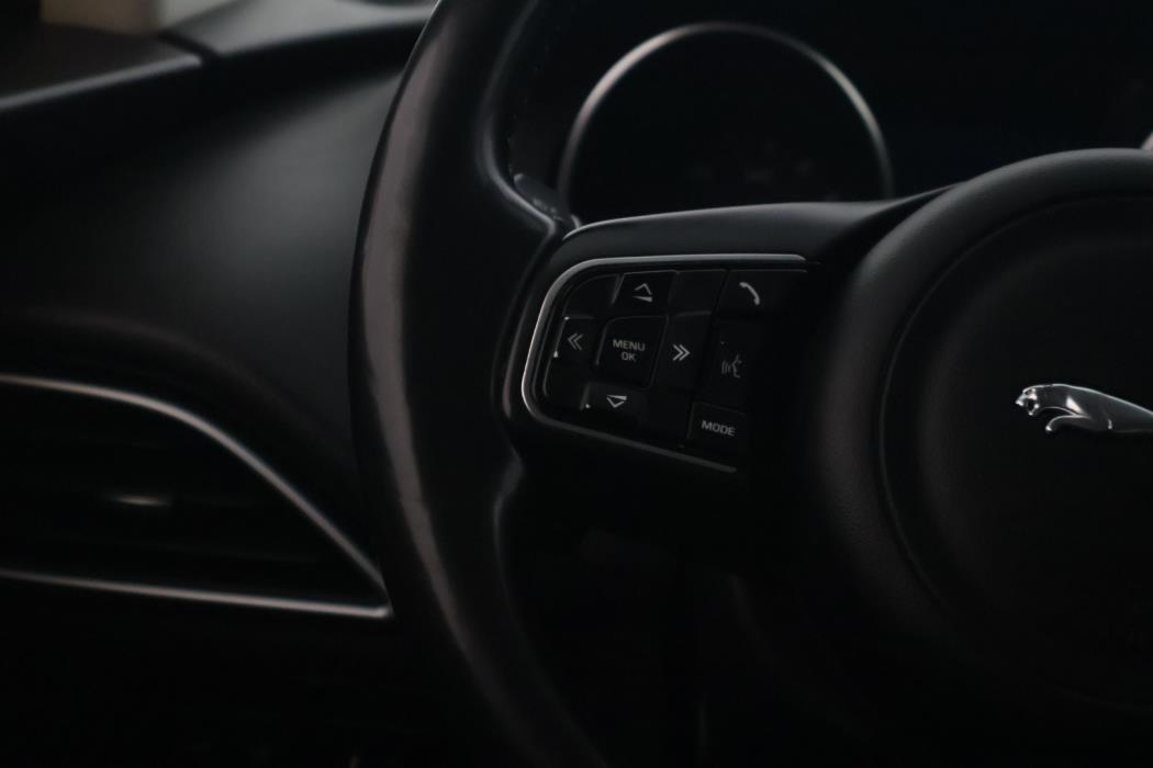 JAGUAR F-PACE 2017