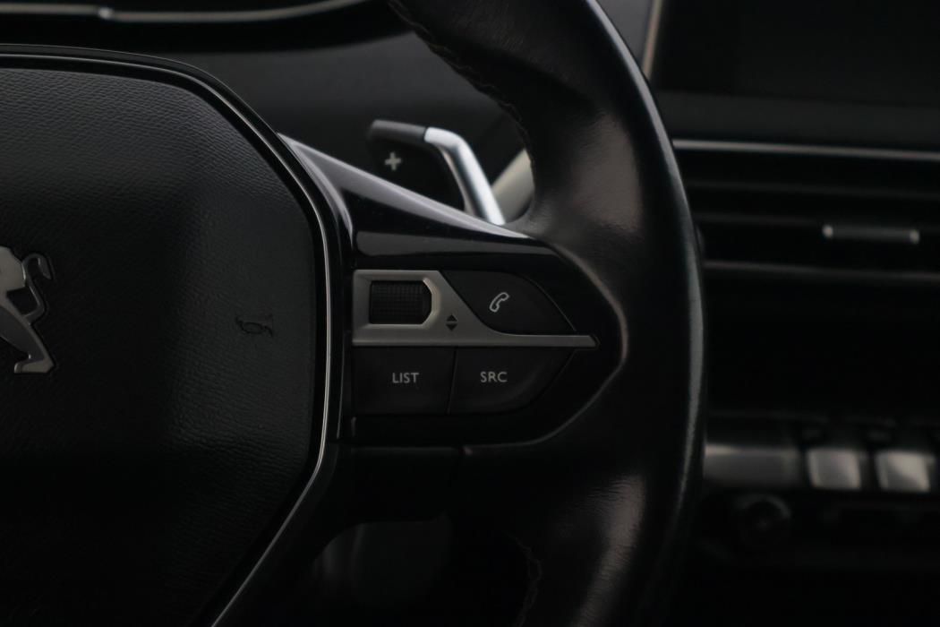 PEUGEOT 3008 2018