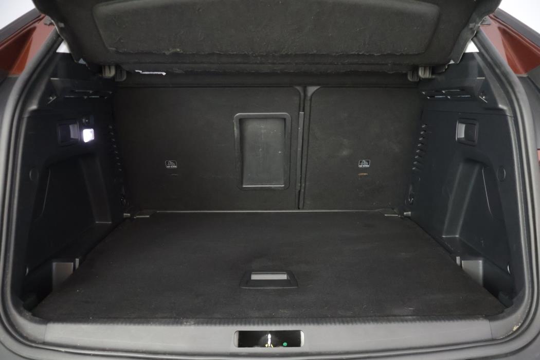 PEUGEOT 3008 2018