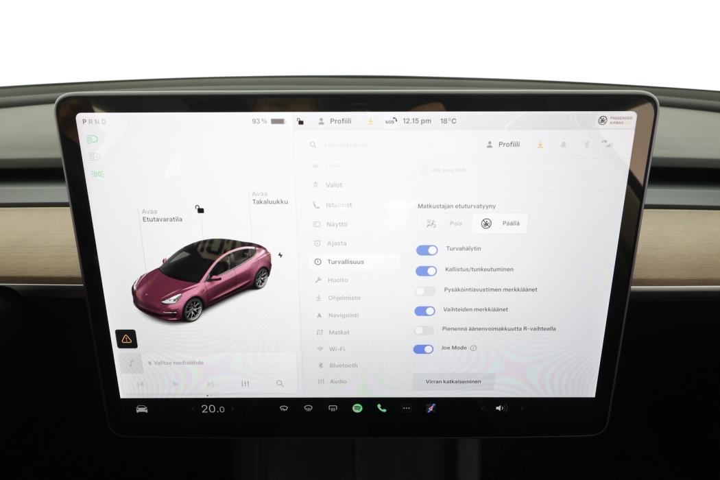 TESLA MODEL 3 2021