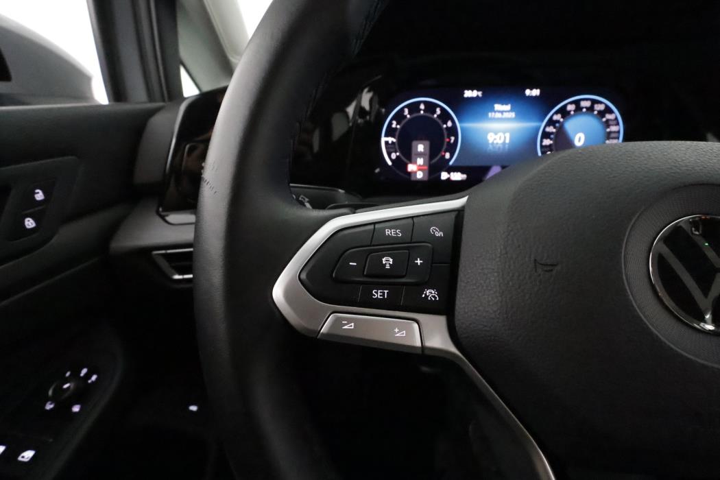 VOLKSWAGEN Golf 2022