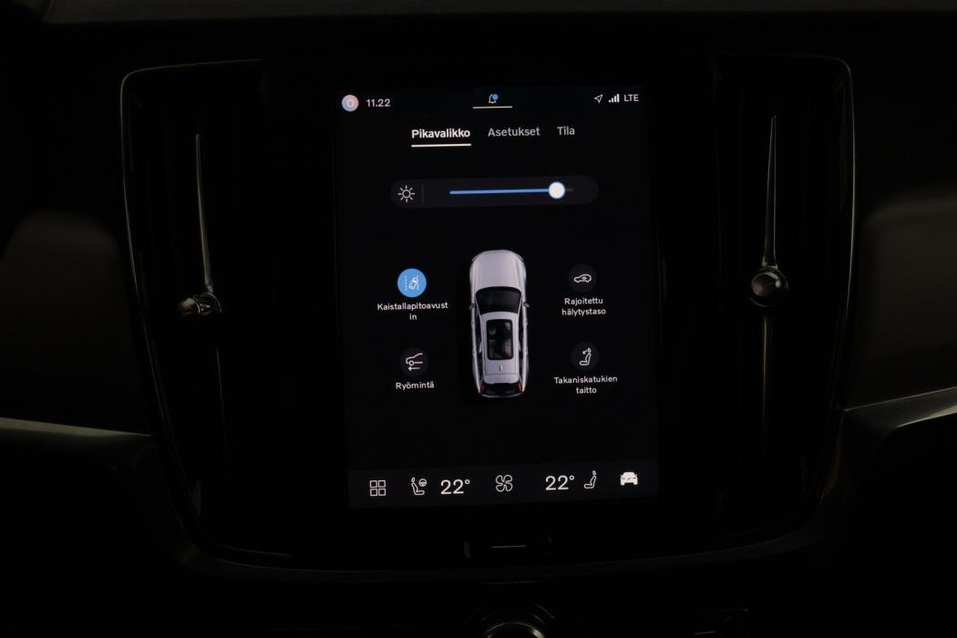 VOLVO V90 2023