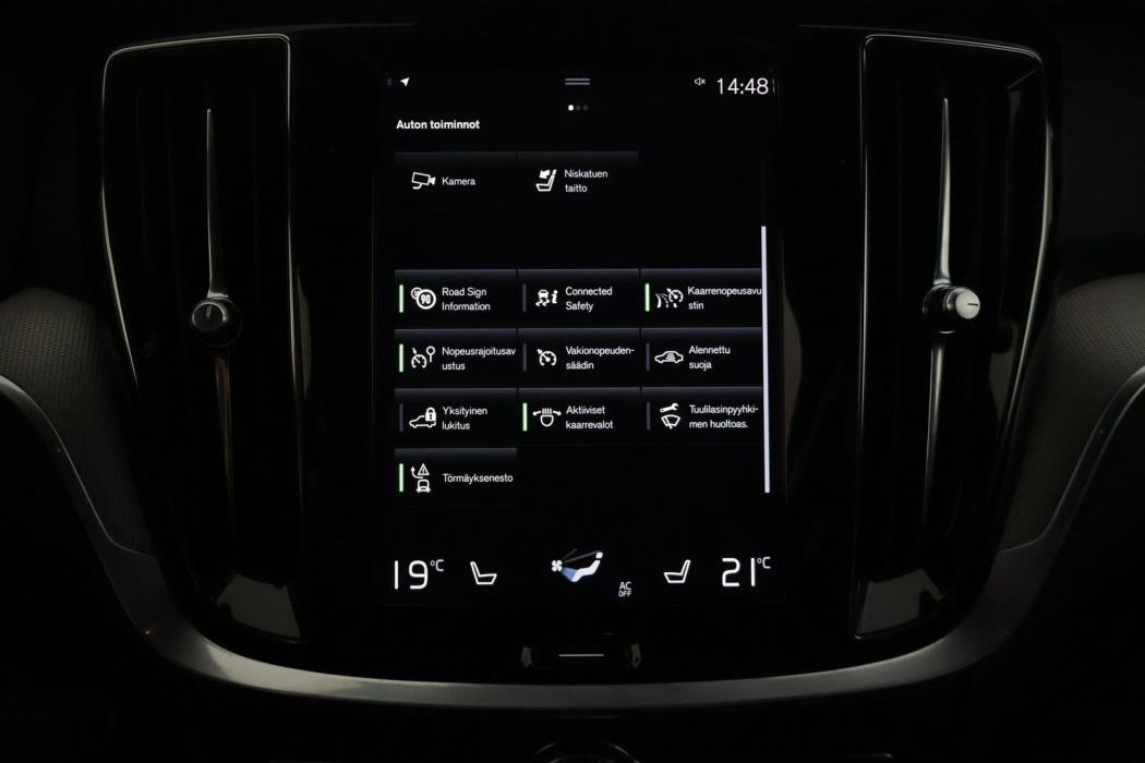 VOLVO V60 2022