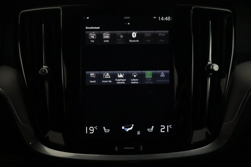 VOLVO V60 2022