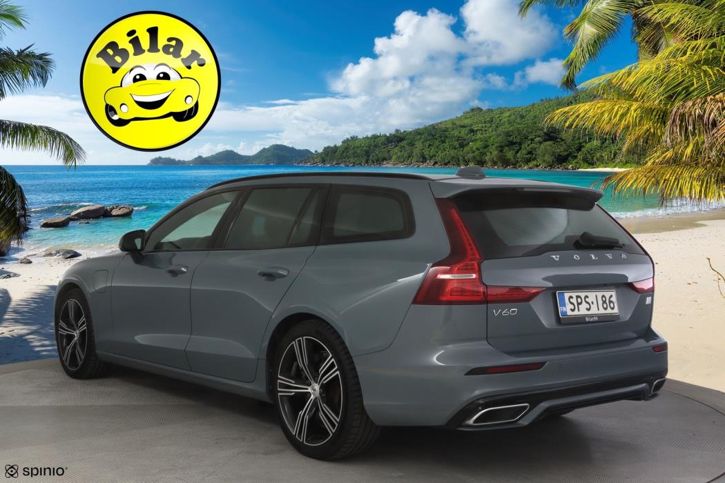 VOLVO V60 2022