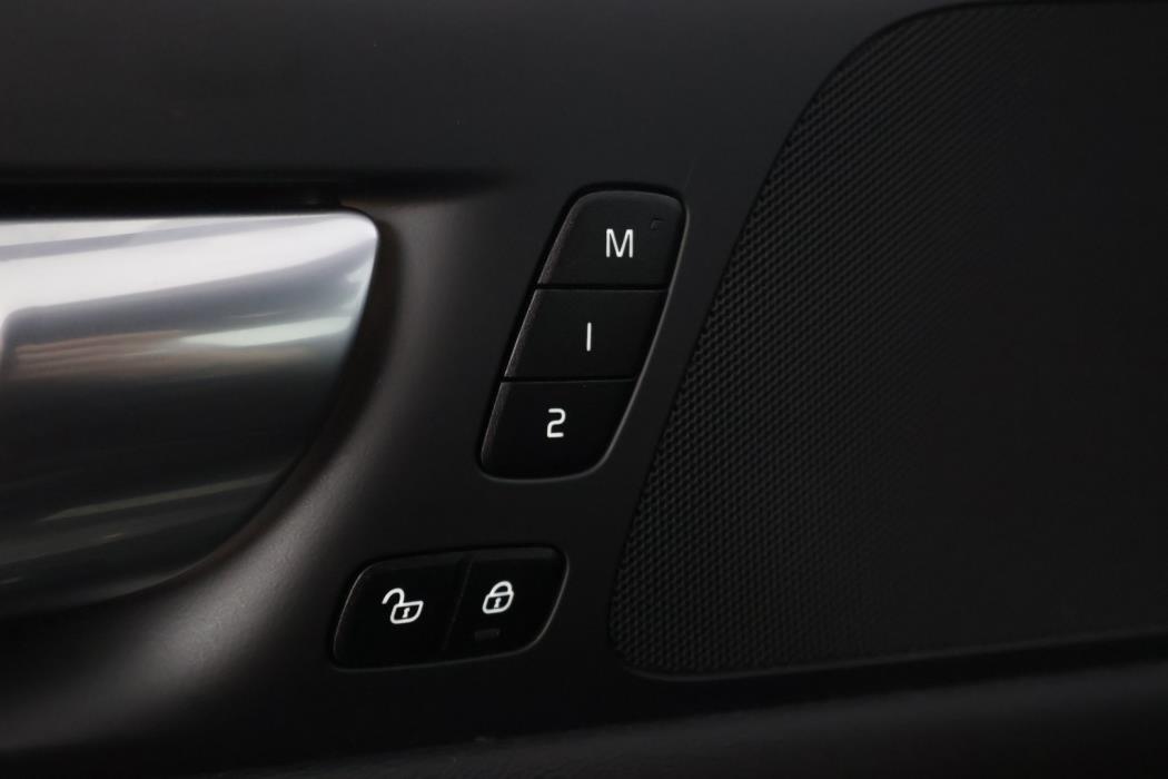 VOLVO V60 2022