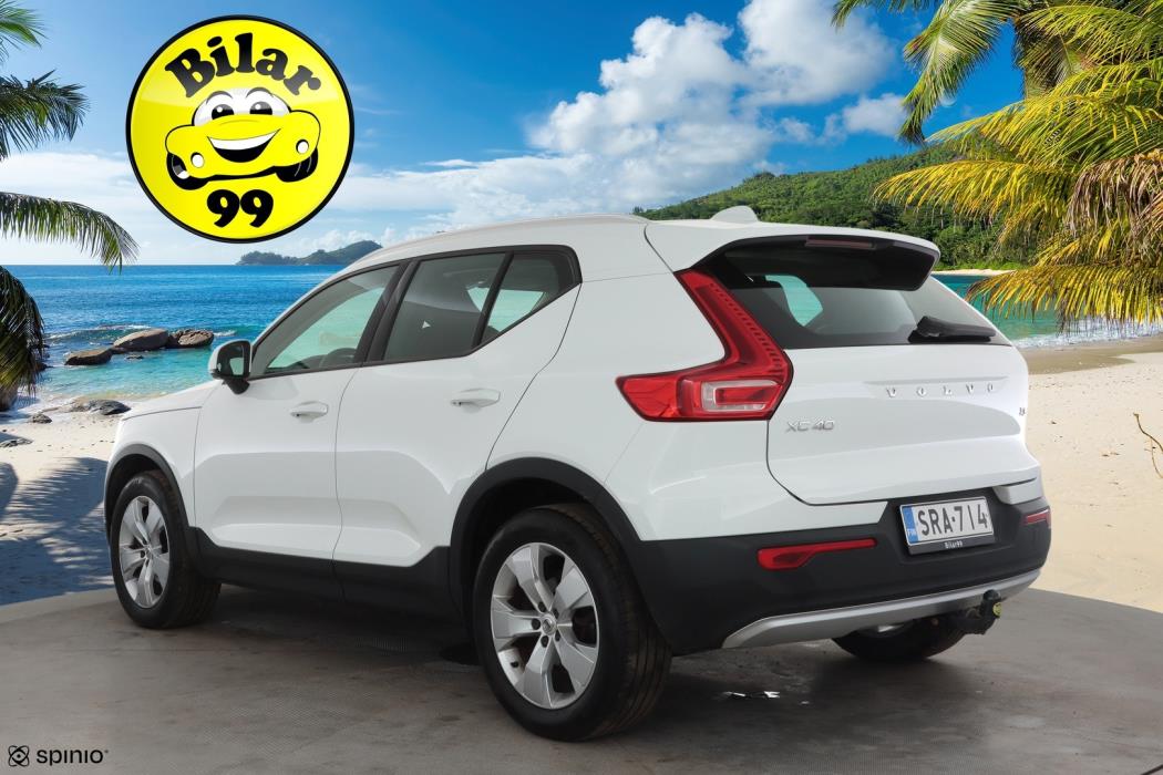 VOLVO XC40 2020