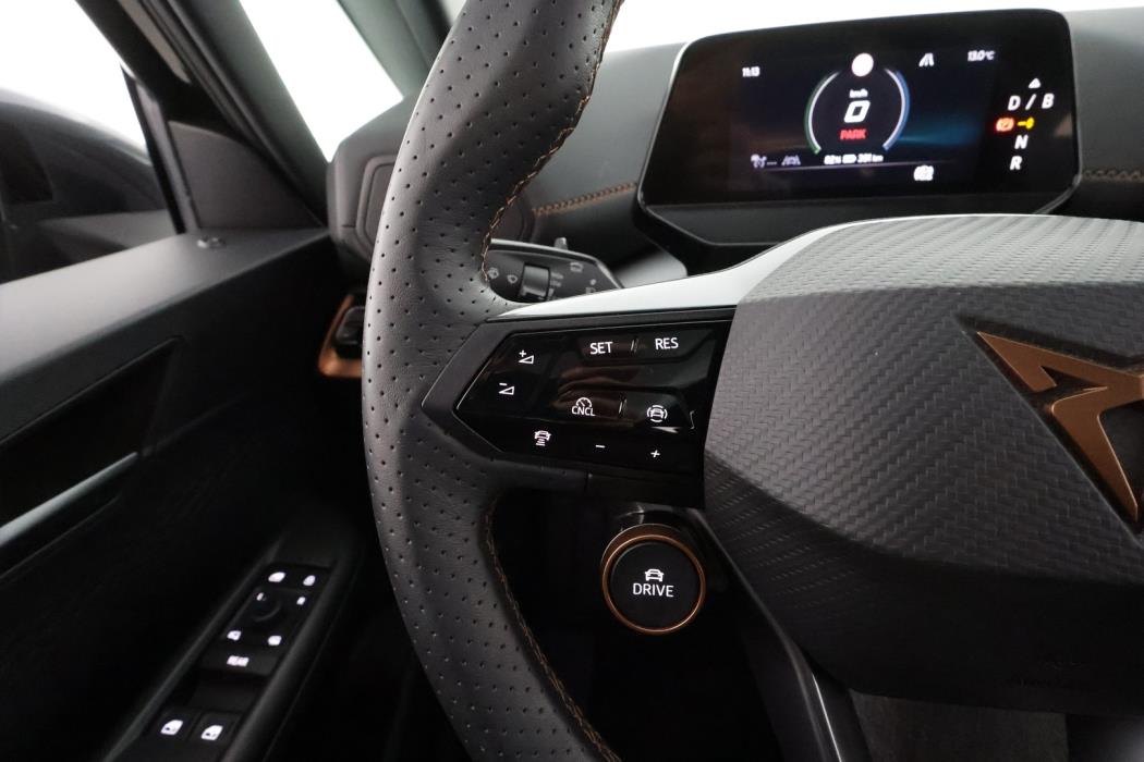 CUPRA Born 2025