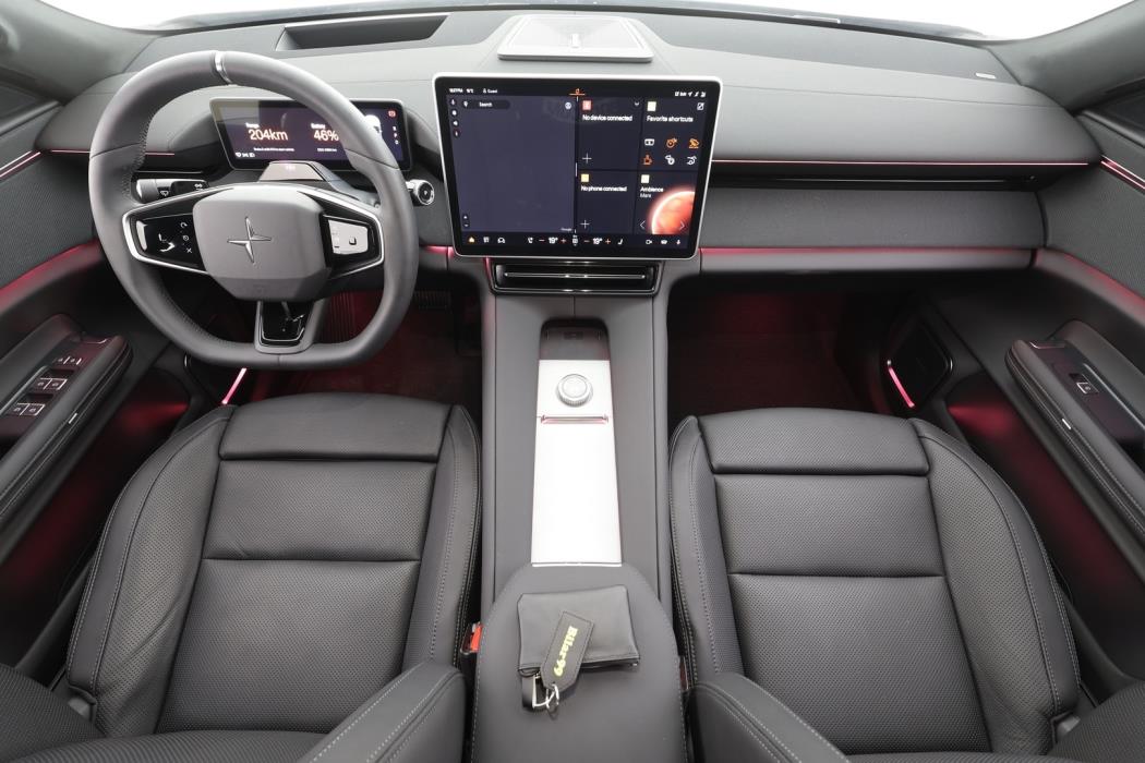 POLESTAR 4 2024