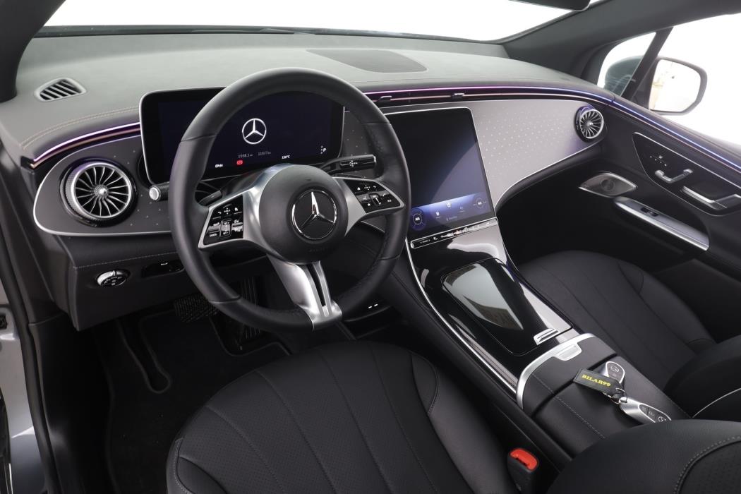 MERCEDES-BENZ EQE SUV 2024