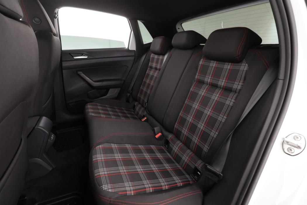 VOLKSWAGEN Polo 2020