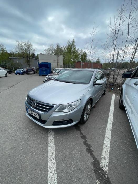 VOLKSWAGEN Passat CC 2010