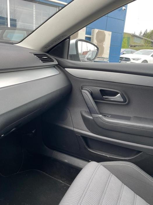 VOLKSWAGEN Passat CC 2010