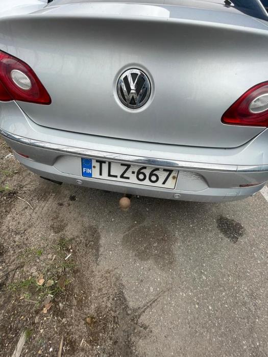 VOLKSWAGEN Passat CC 2010