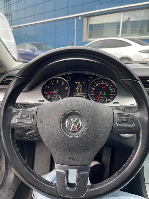 VOLKSWAGEN Passat CC 2010