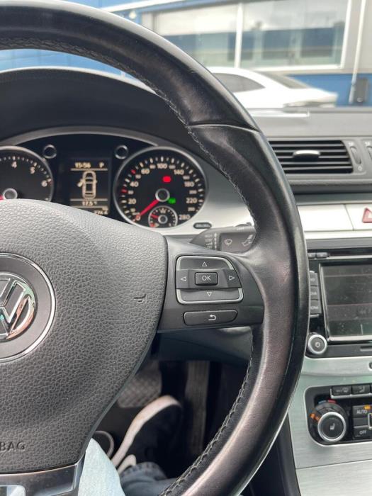 VOLKSWAGEN Passat CC 2010