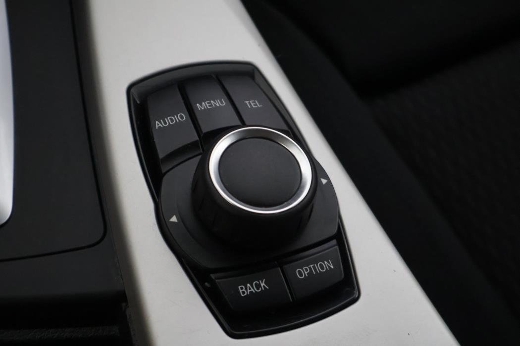 BMW 318 2014