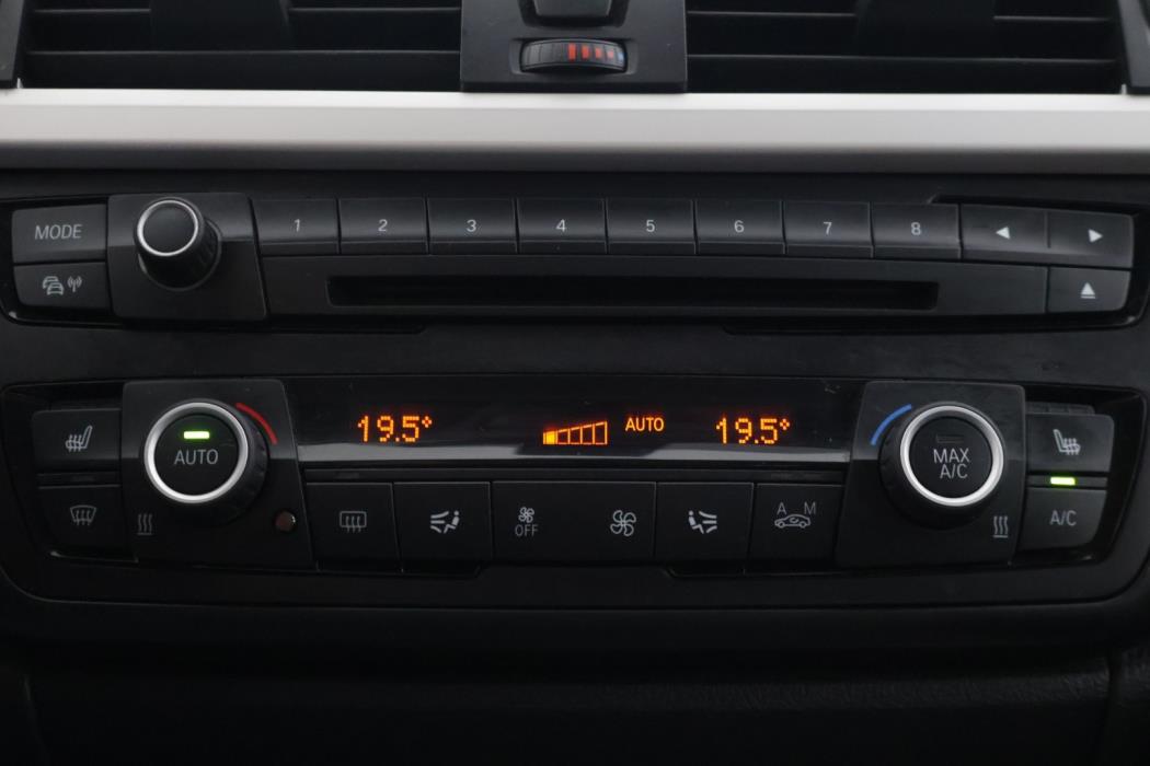 BMW 318 2014