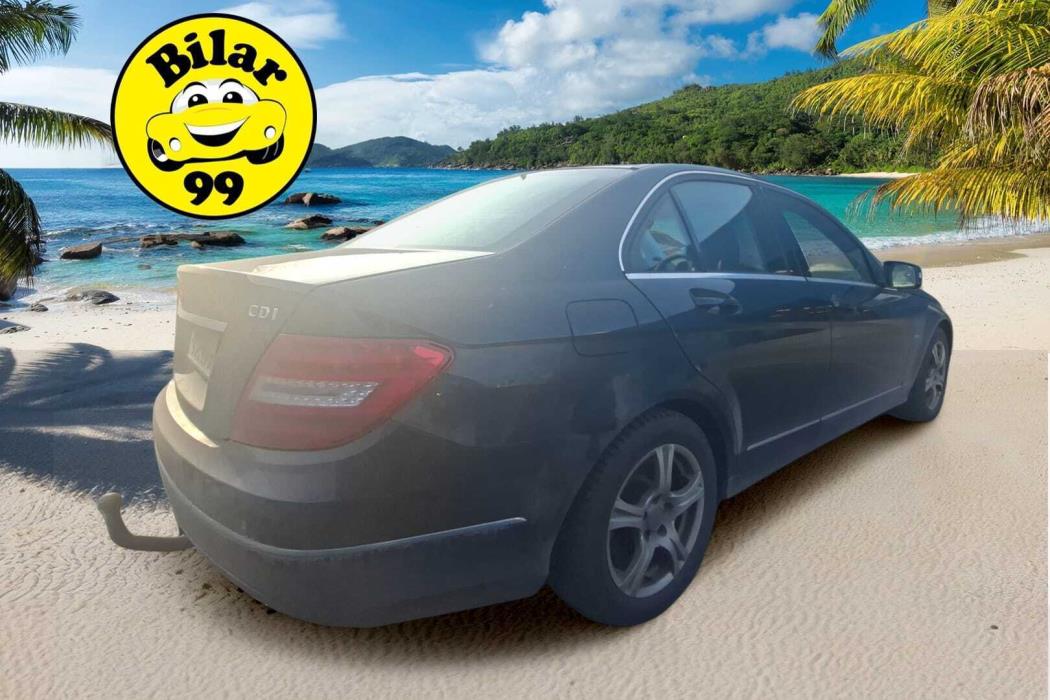 MERCEDES-BENZ C 2011