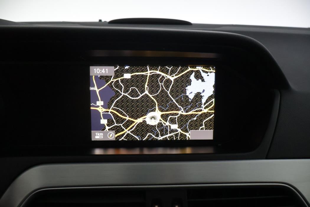 MERCEDES-BENZ C 2011