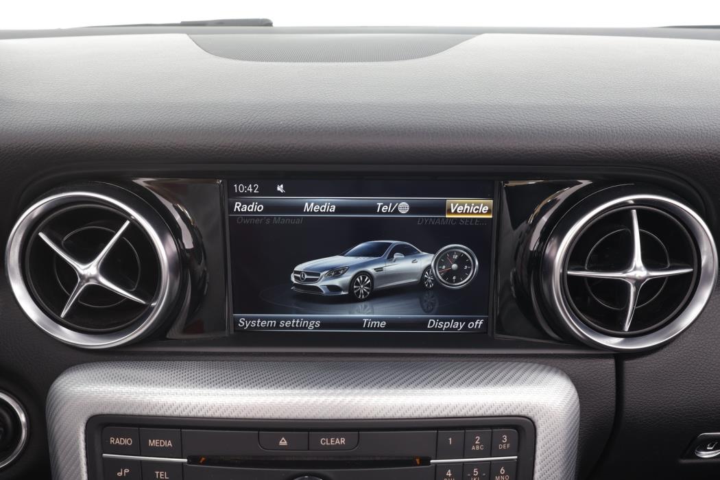 MERCEDES-BENZ SLC 2016