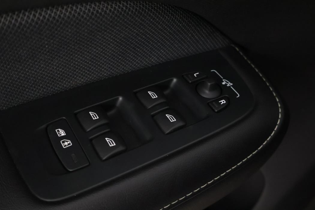 VOLVO S60 2021
