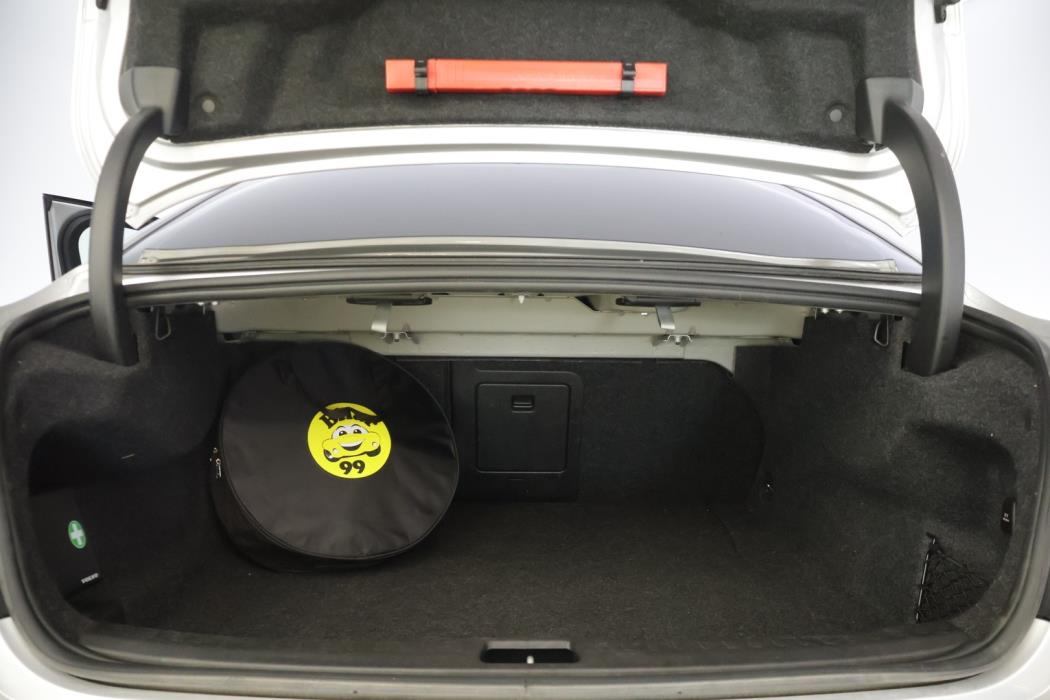 VOLVO S60 2021