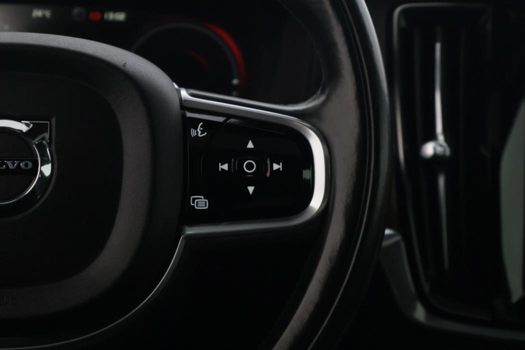 VOLVO S90 2017