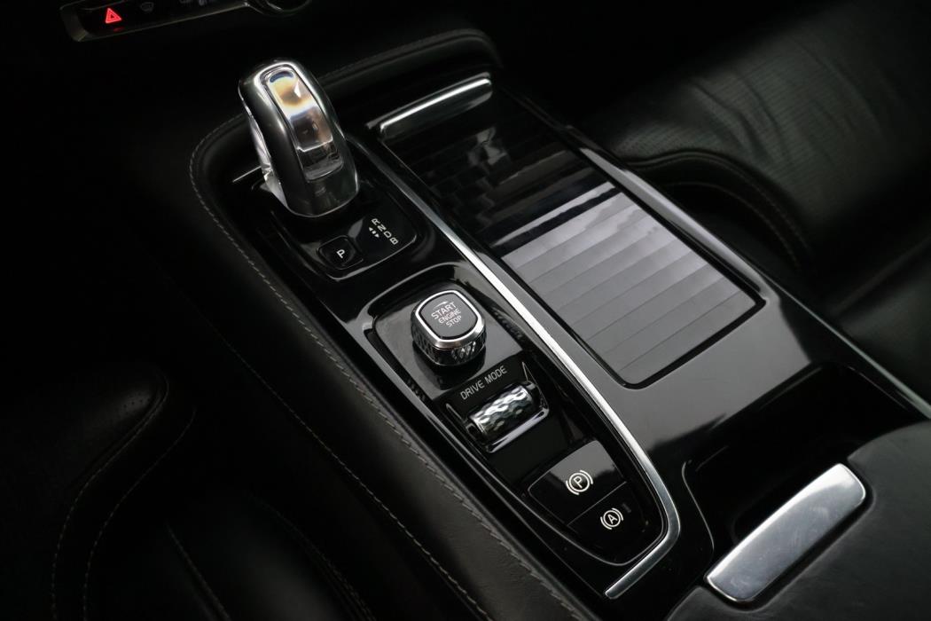 VOLVO S90 2017