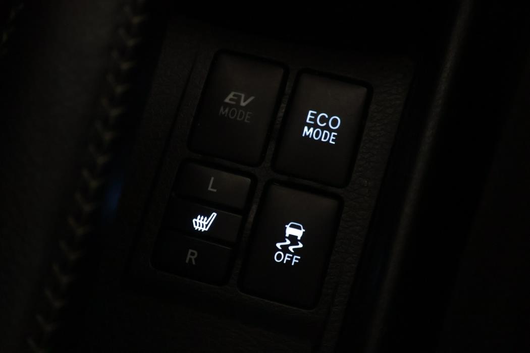 TOYOTA Yaris 2017