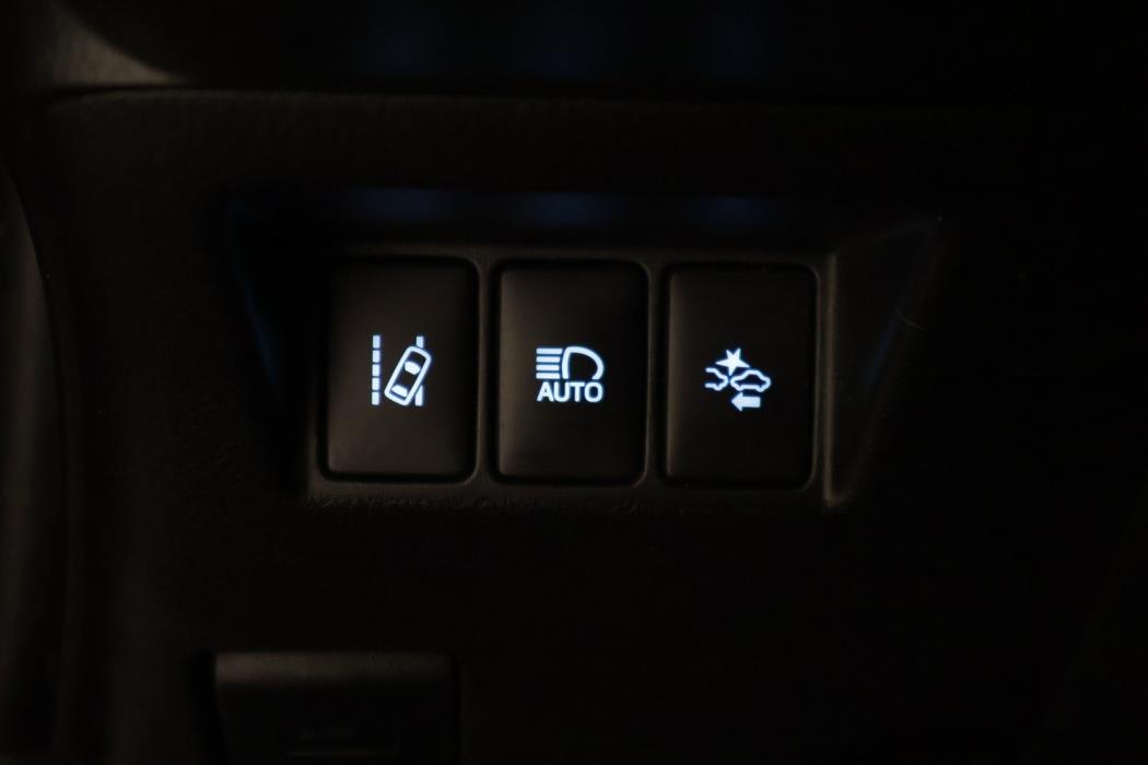 TOYOTA Yaris 2017