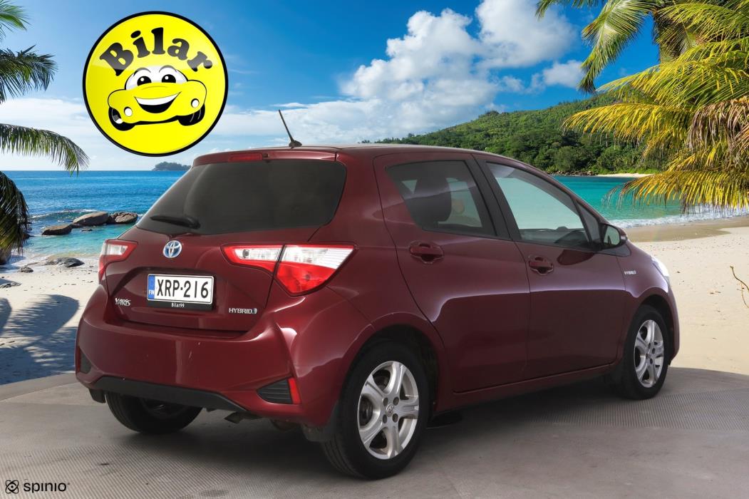 TOYOTA Yaris 2017