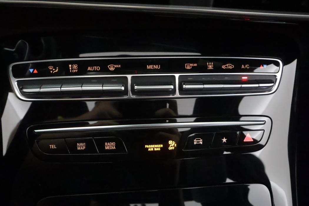 MERCEDES-BENZ EQC 2021