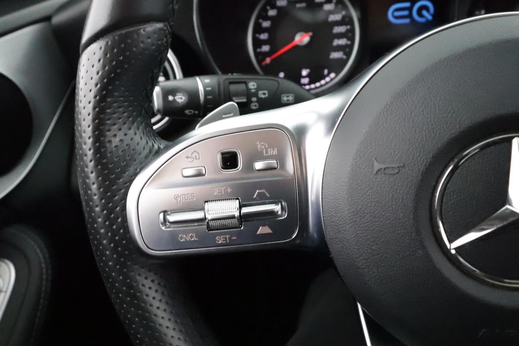 MERCEDES-BENZ C 2020