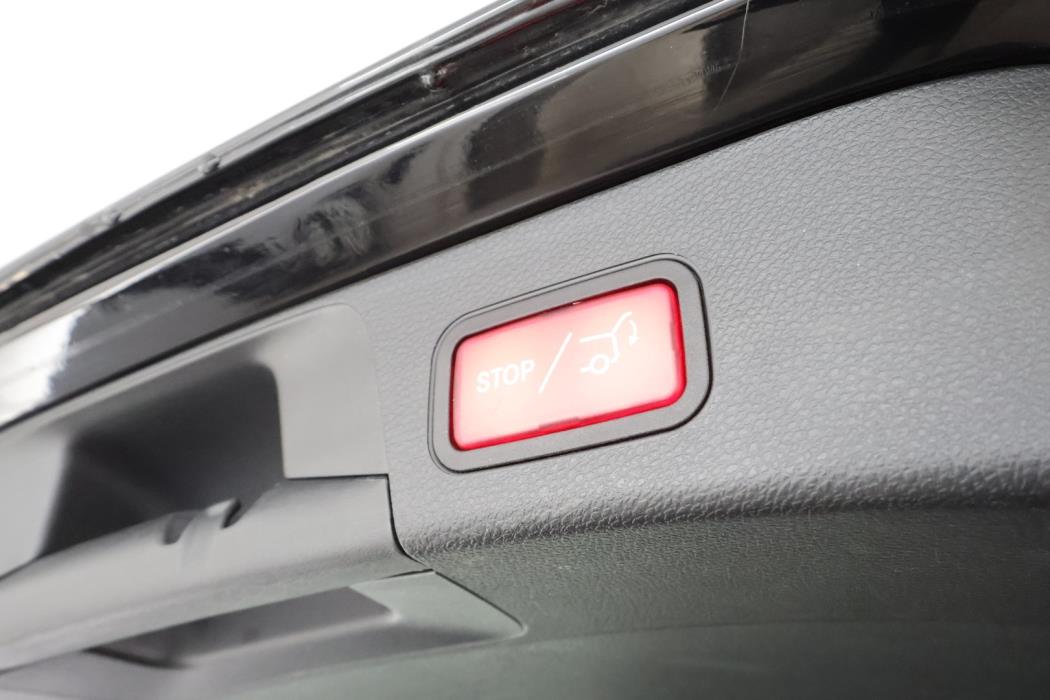 MERCEDES-BENZ C 2020