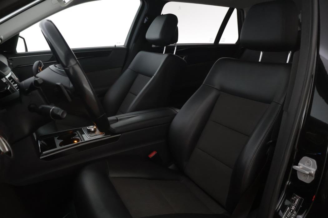 MERCEDES-BENZ E 2012