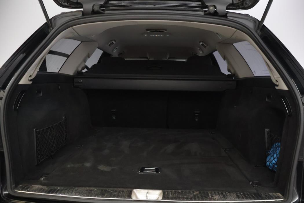 MERCEDES-BENZ E 2012