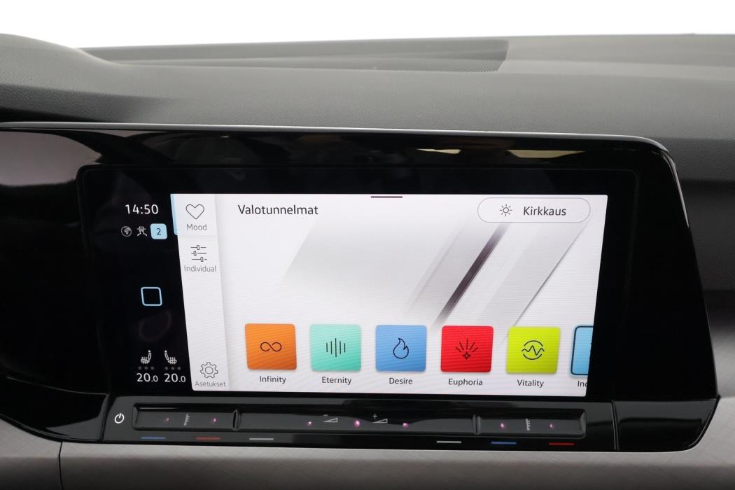 VOLKSWAGEN Golf 2021